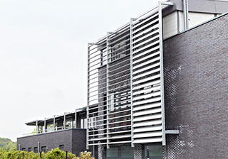 daylight and sun protection - architectural solar protection 4